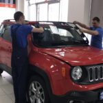 Замена автостекла на Jeep Renegade