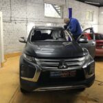 Замена автостекла на Mitsubishi Pajero Sport