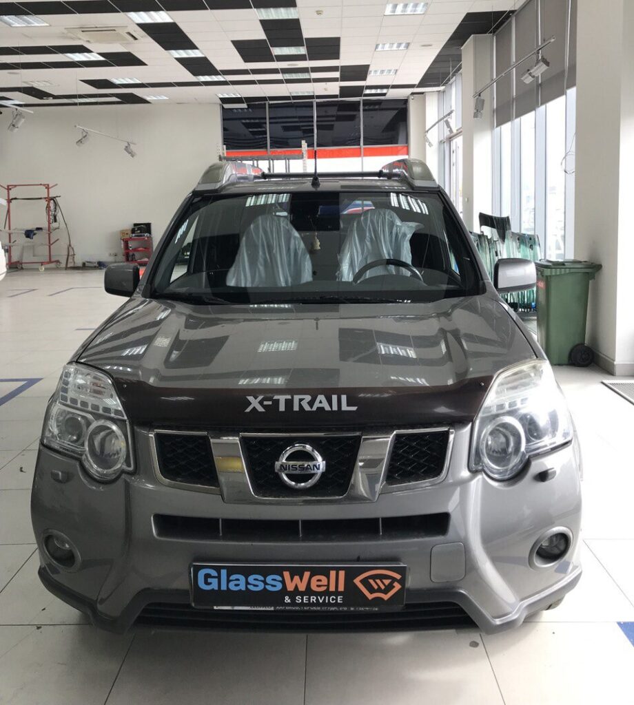 Замена автостекла на Nissan X-Trail