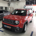 Замена автостекла на Jeep Renegade