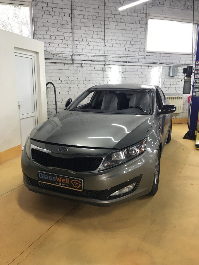 Замена автостекла на Kia Optima