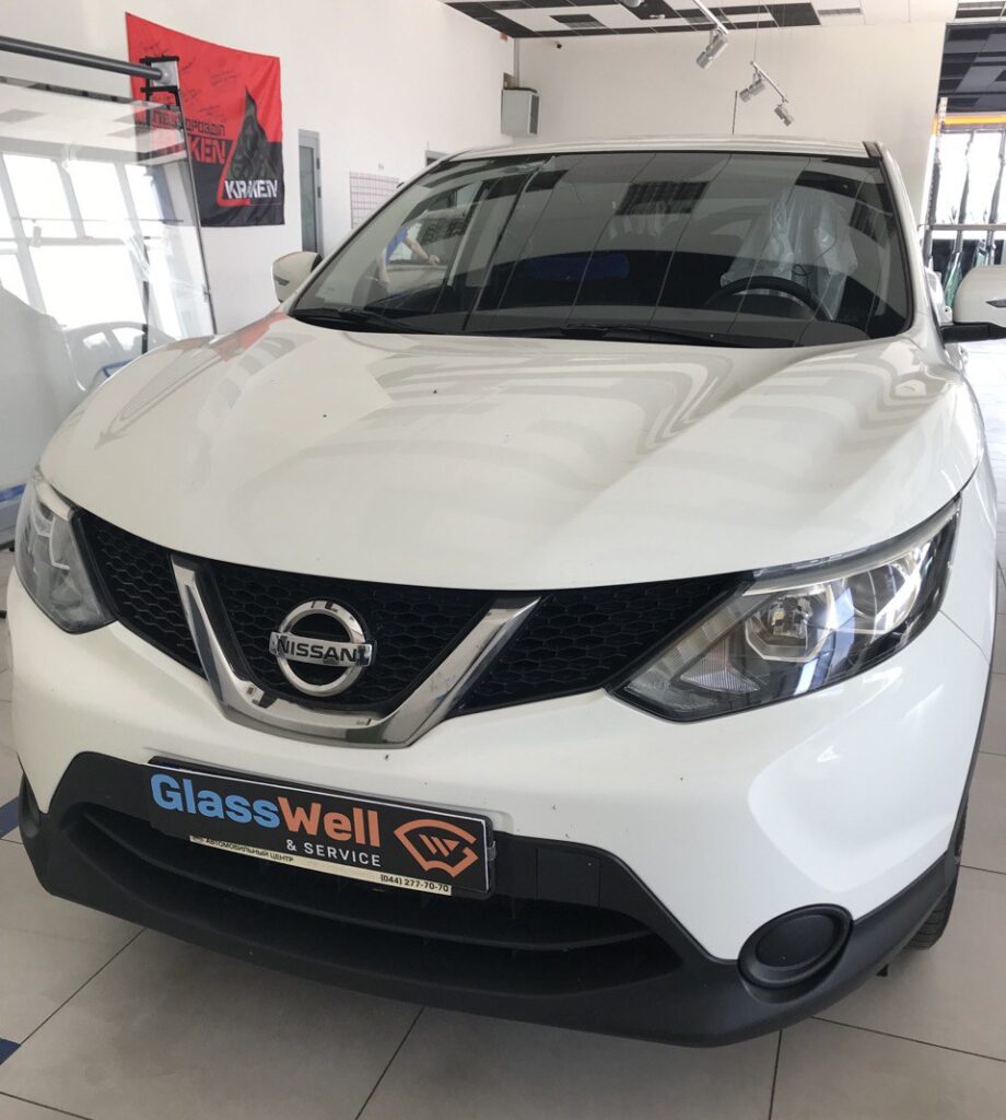 Замена автостекла на Nissan Qashqai