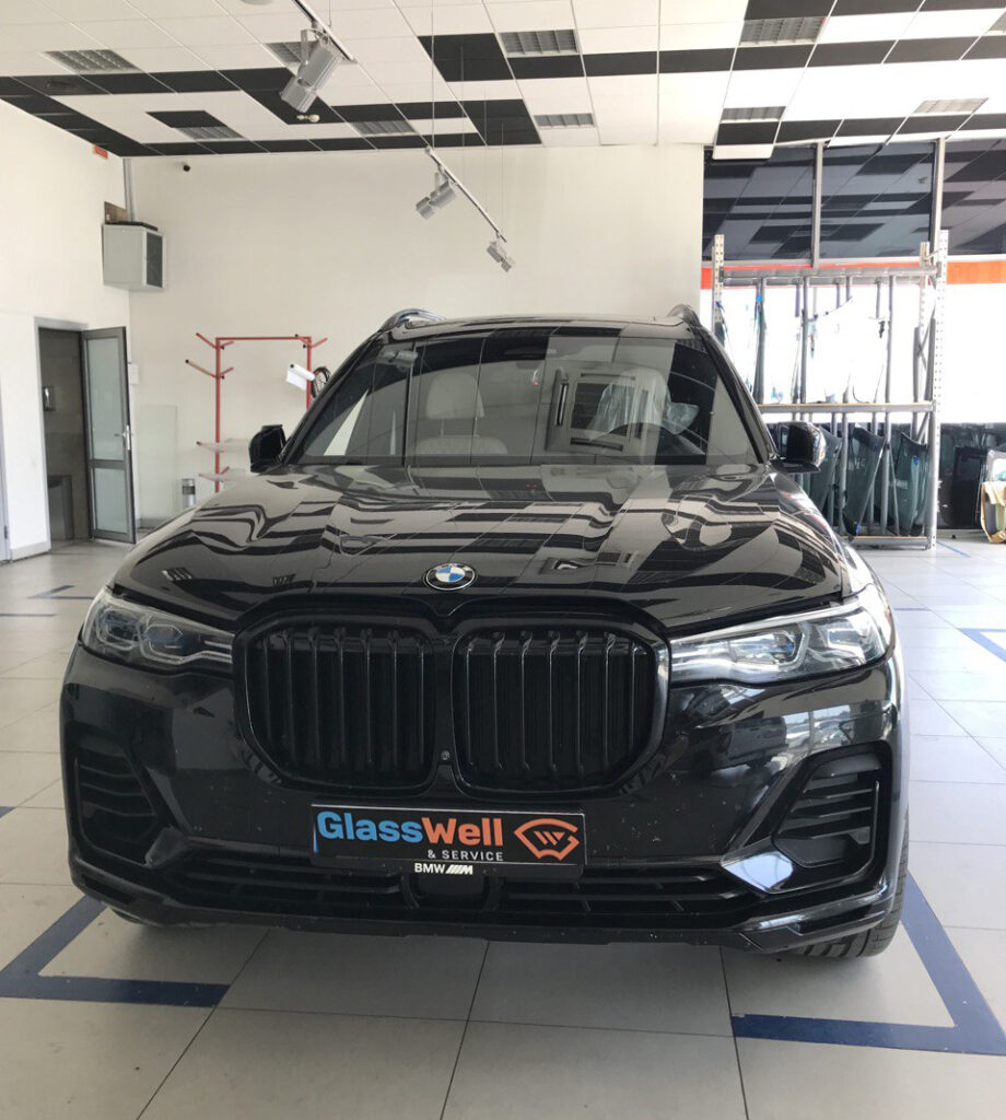 Замена автостекла на BMW X7