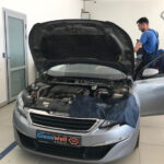 Замена автостекла на Peugeot 308