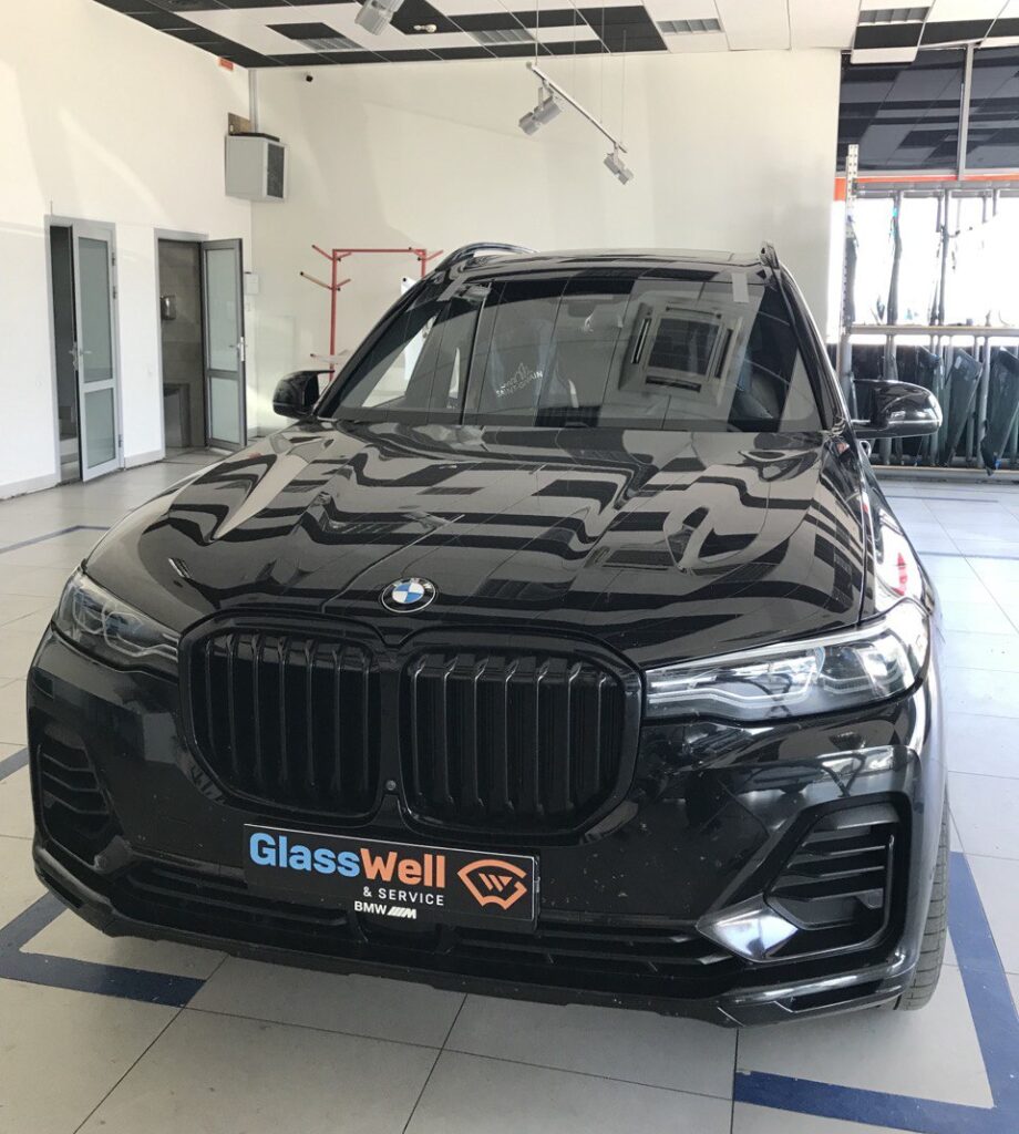 Замена автостекла на BMW X7