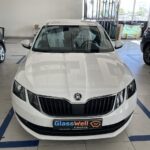 Замена автостекла на Skoda Octavia