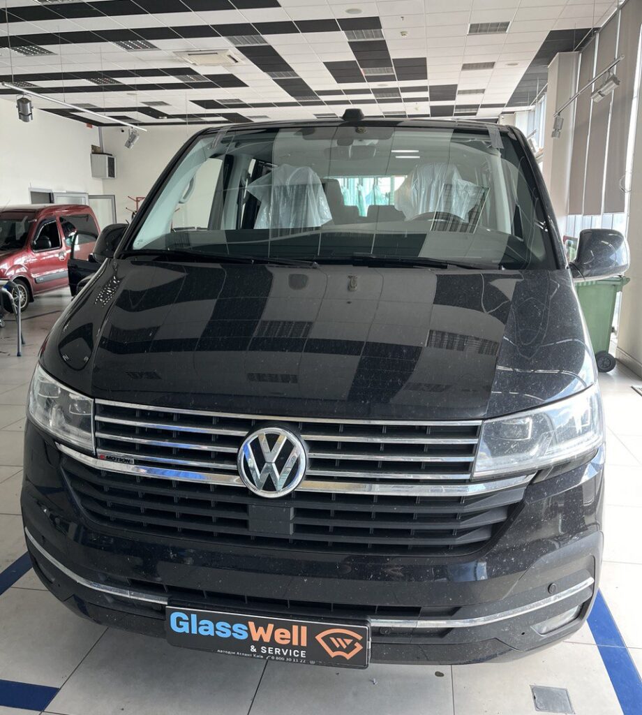 Замена автостекла на Volkswagen Multivan