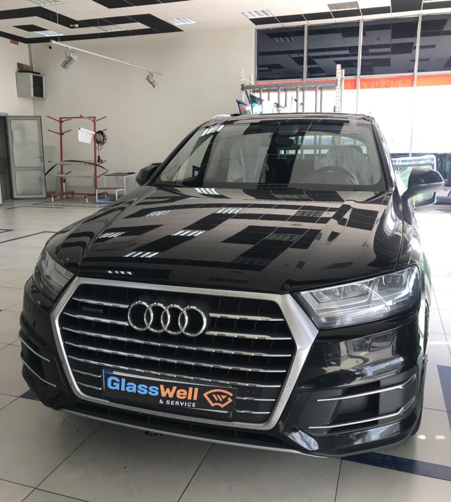 Заміна автоскла на Audi Q7