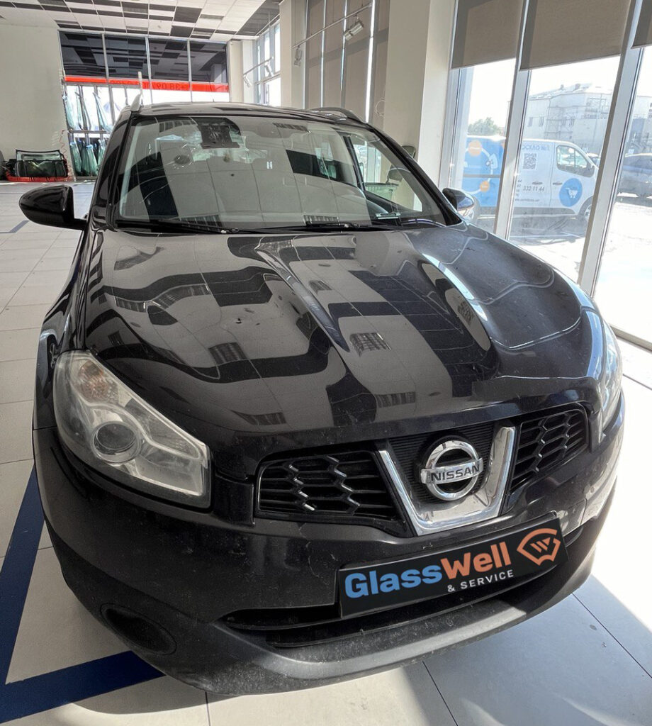 Замена автостекла на Nissan Qashqai