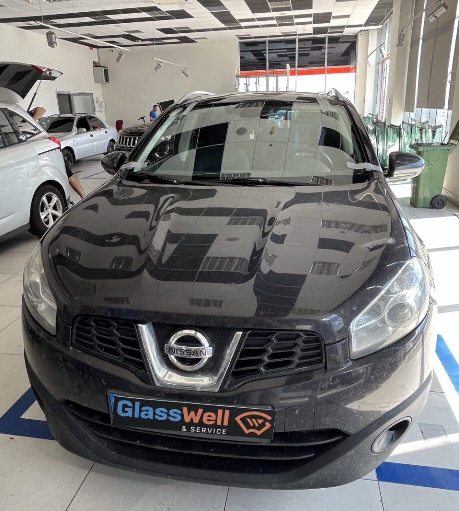 Замена автостекла на Nissan Qashqai