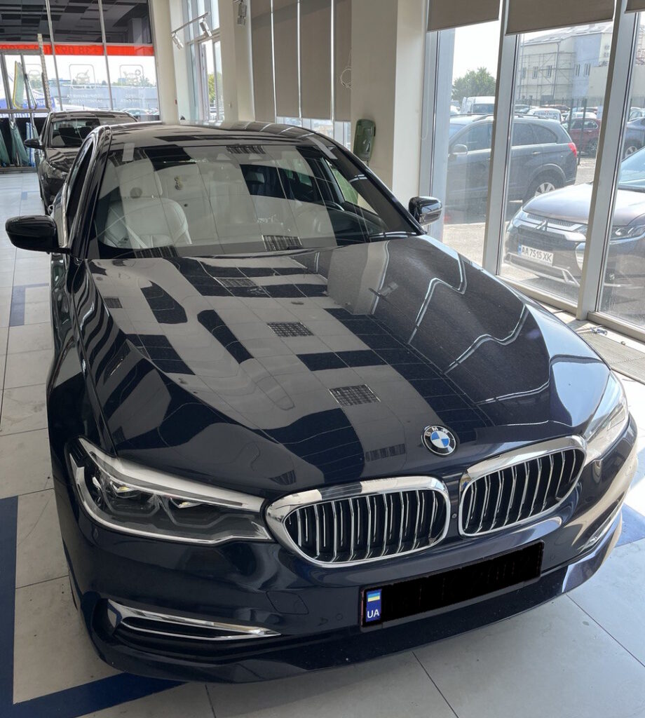 Замена автостекла на BMW 520