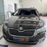 Замена автостекла на Skoda Superb