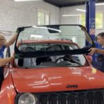 Замена автостекла на Jeep Renegade