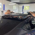 Замена панорамной крыши на Tesla Model Y