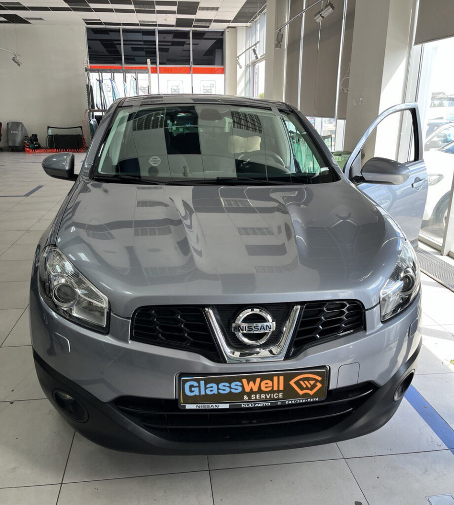 Замена автостекла на Nissan Qashqai