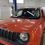 Замена автостекла на Jeep Renegade