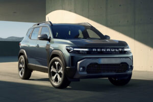 Замена лобового стекла Renault Duster