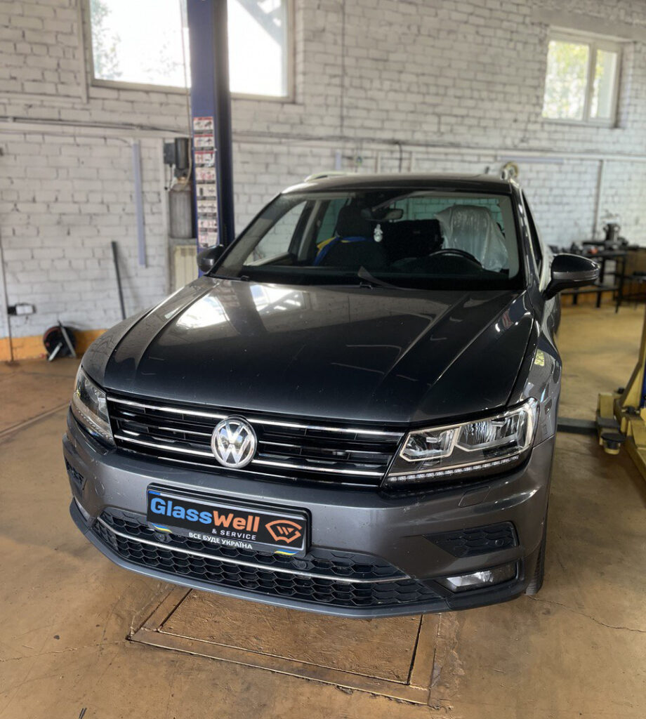 Замена автостекла на Volkswagen Tiguan