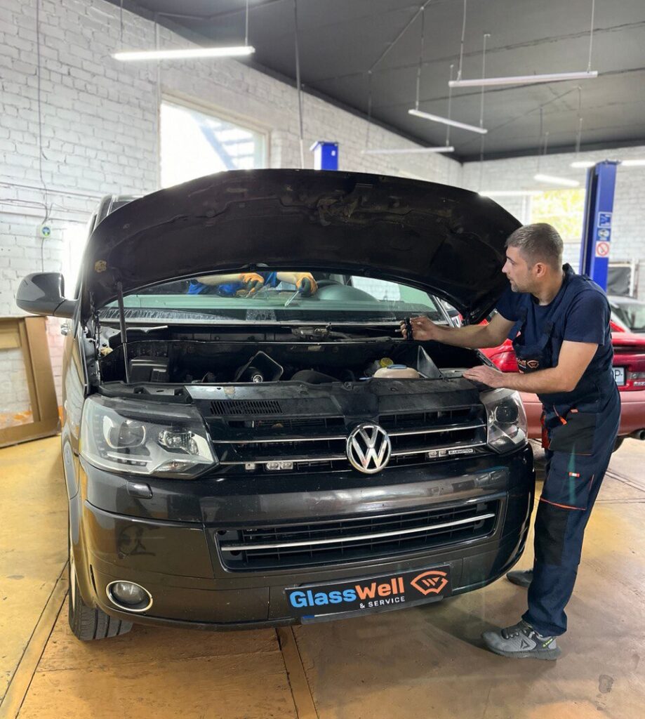 Замена автостекла на Volkswagen Transporter