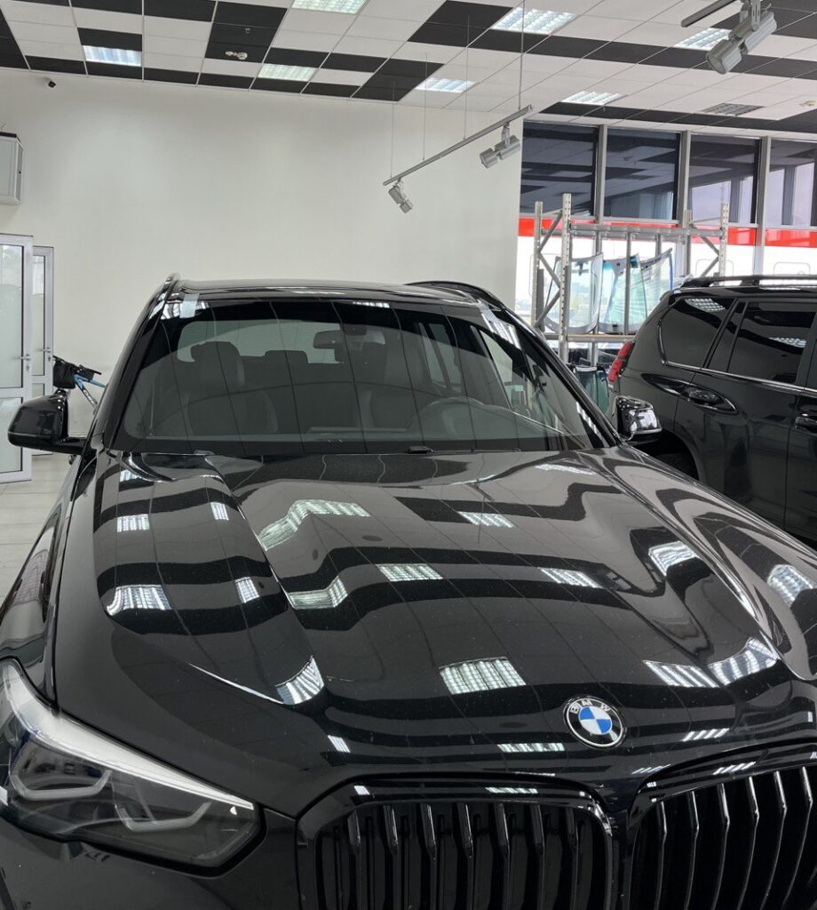 Замена автостекла на BMW X5