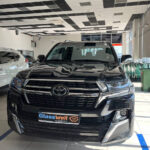 Замена автостекла на Toyota Land Cruiser