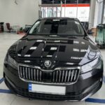 Замена автостекла на Skoda Superb