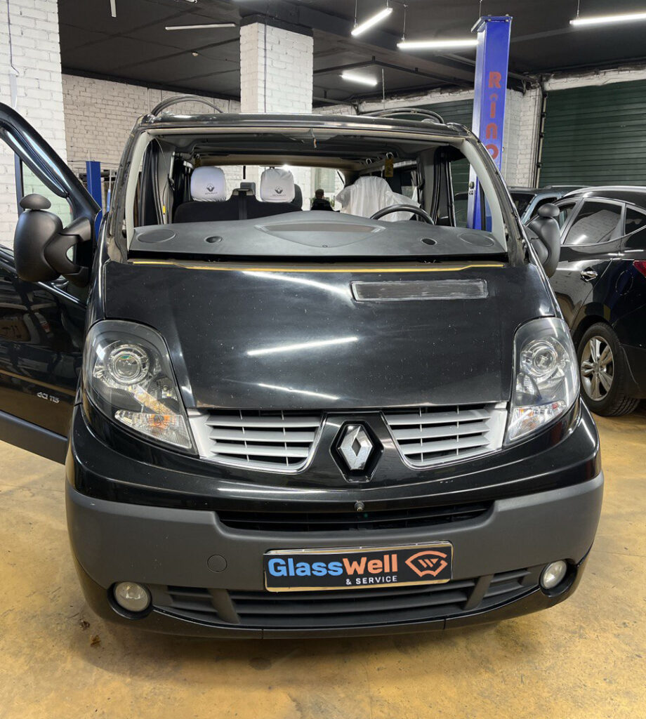 Замена автостекла на Renault Trafic