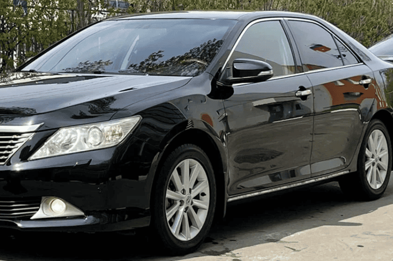 замена лобового стекла тойота камри 50 / заміна лобового скла toyota camry 50