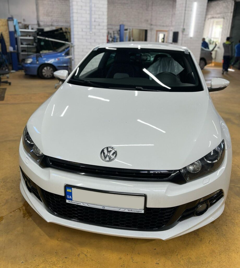 Замена автостекла на Volkswagen Scirocco