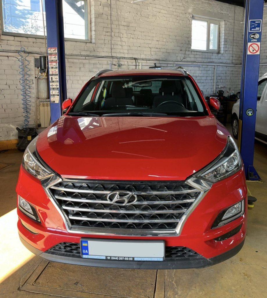 Замена автостекла на Hyundai Tucson