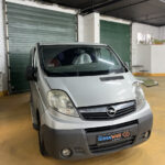 Замена автостекла на Opel Vivaro