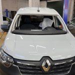 Замена автостекла на Renault Express