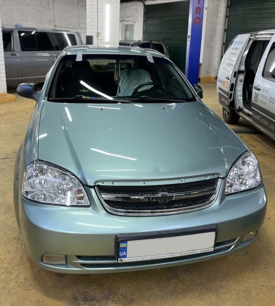 Замена автостекла на Chevrolet Lacetti