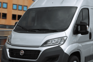 Замена лобового стекла Fiat Ducato в Киеве